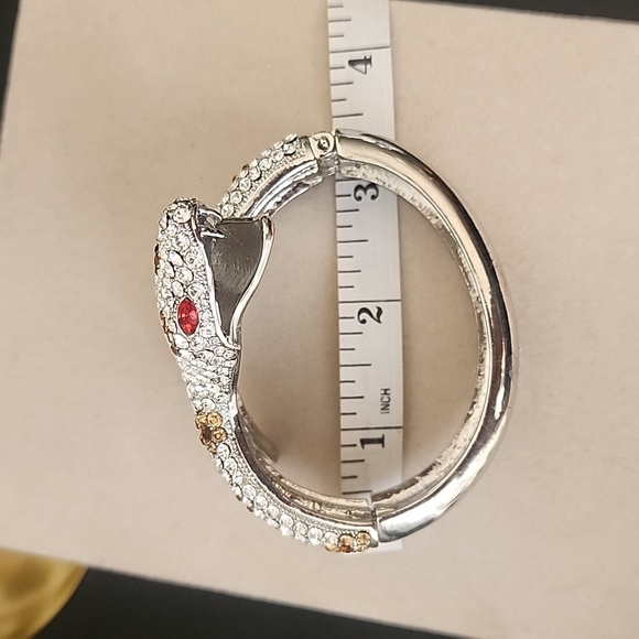 Vintage Silver Crystal Cobra Snake Hinge / Clamper Bracelet - Picture 10 of 11